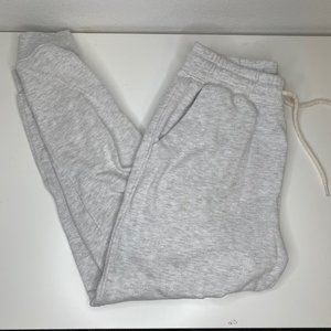 grey sweatpants